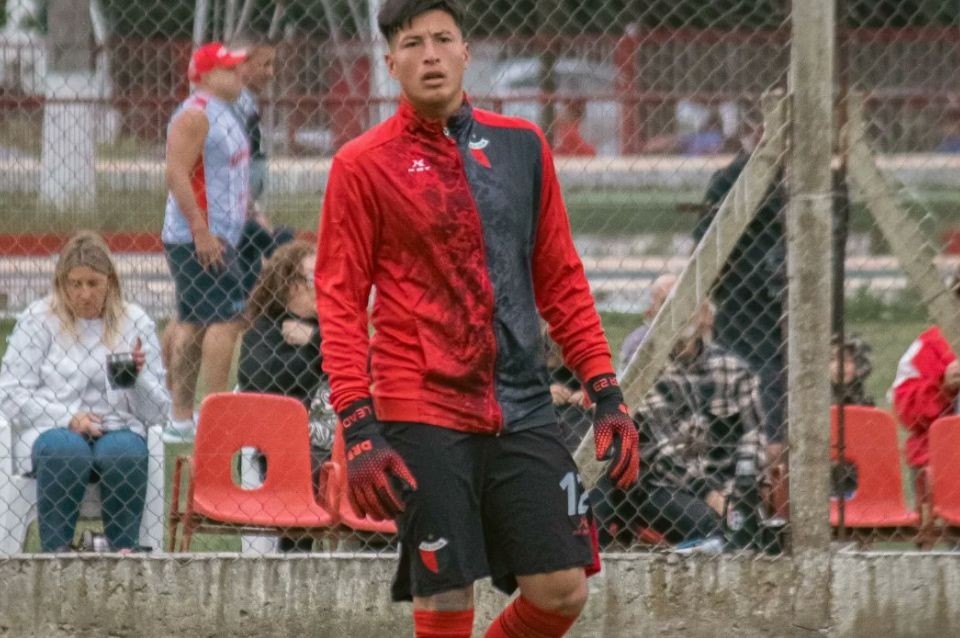 Colón no abonará la cláusula por Giménez y debutará un pibe en el arco | Deportes