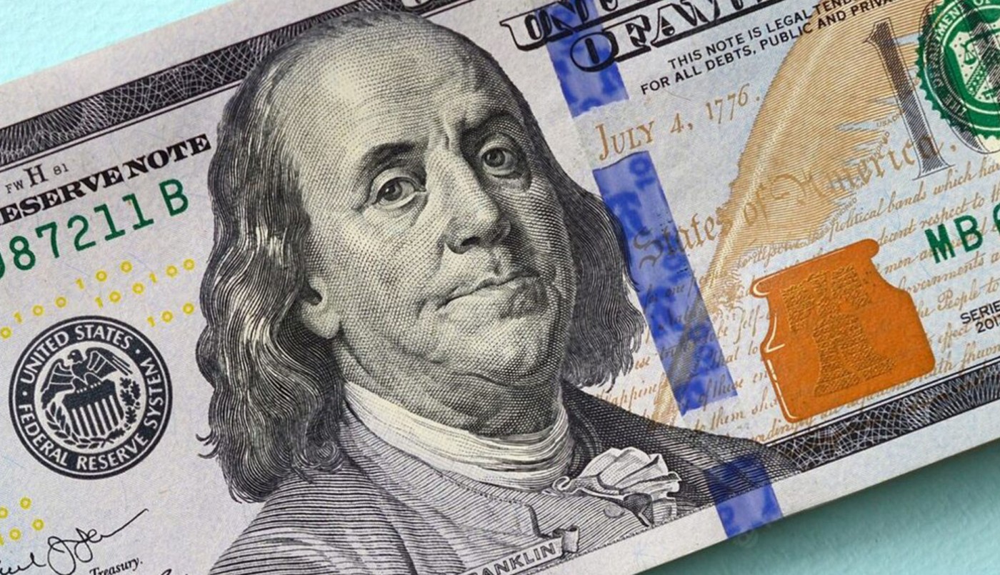 Tensión cambiaria: todas las cotizaciones del dólar escalaron y superaron los $1.300 | Información General