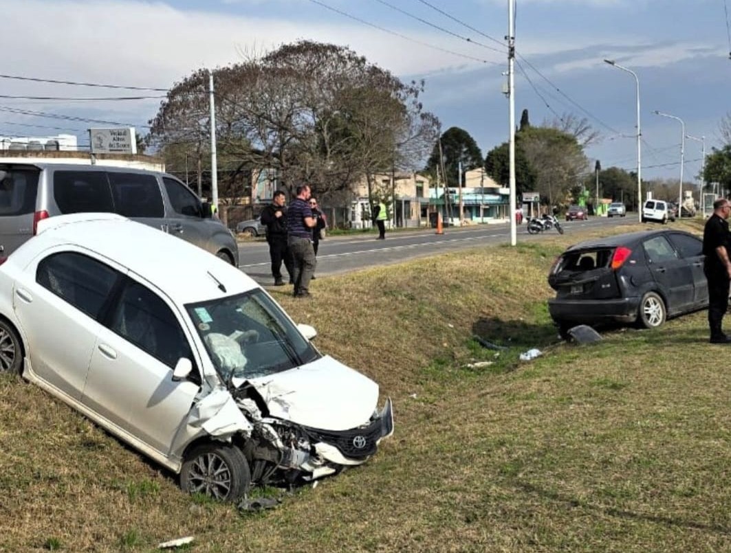 Fuerte accidente en la zona de barrio Altos del Sauce | Policiales