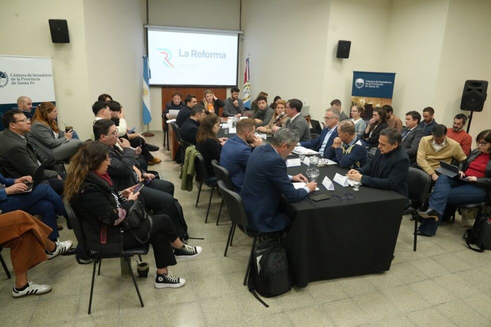 Convención Reformadora: la comisión de Régimen Municipal se reunió en la ciudad de Rosario | Información General