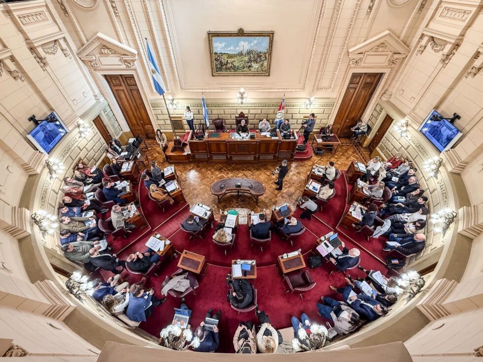 Reforma Constitucional: la Comisión de Poder Legislativo y Poder Ejecutivo trató diferentes proyectos | Información General