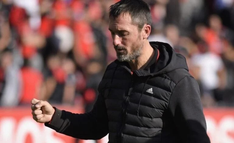 Colón volvió a perder y la continuidad de Minella está en duda | Deportes