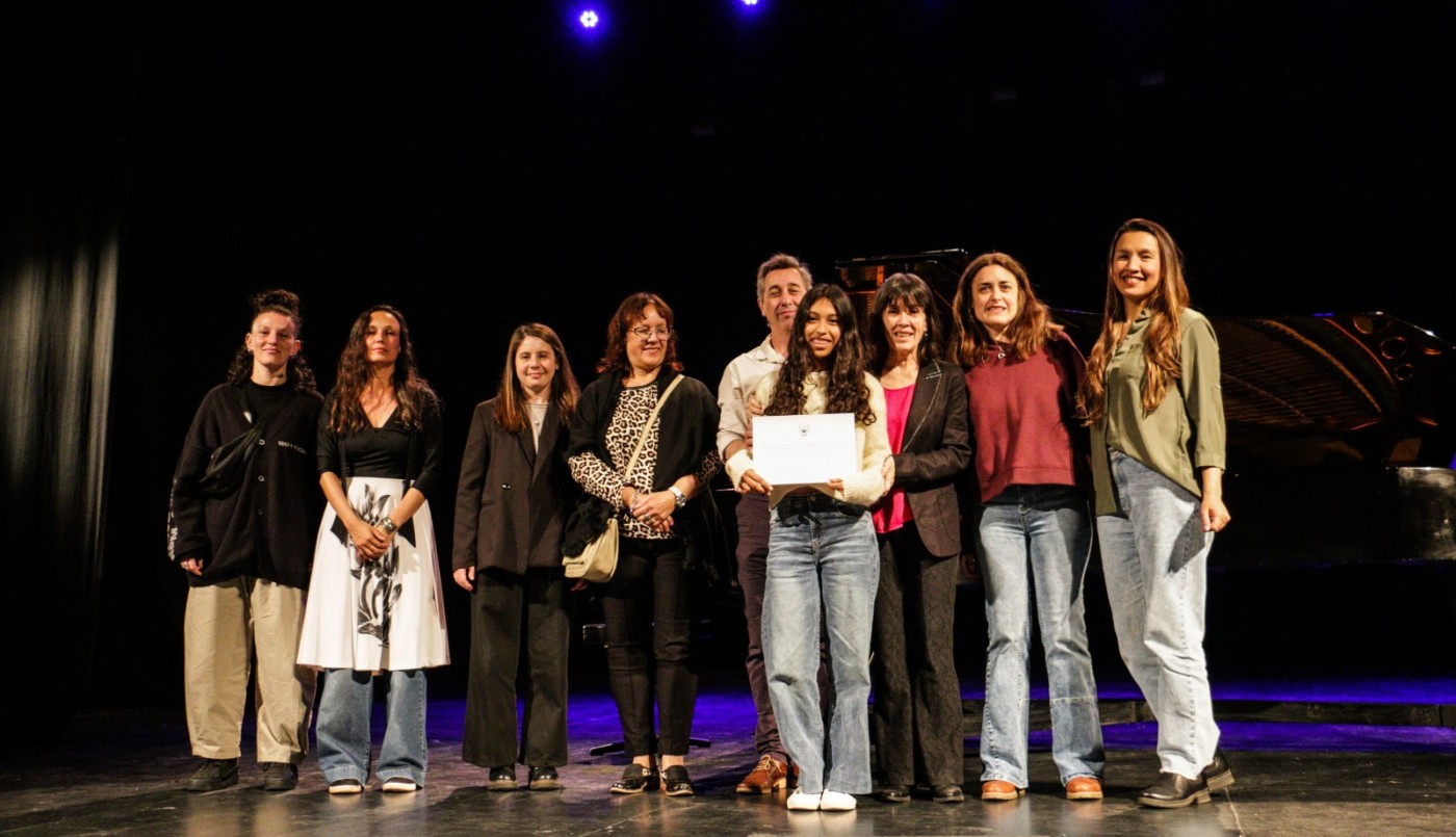 El Liceo Municipal “Antonio Fuentes del Arco” celebró el egreso de 130 estudiantes | Noticias