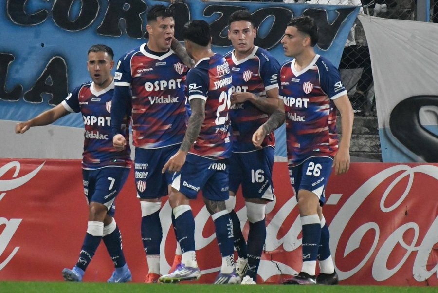 Con una gran actuación colectiva, Unión le ganó a Racing en Avellaneda | Deportes