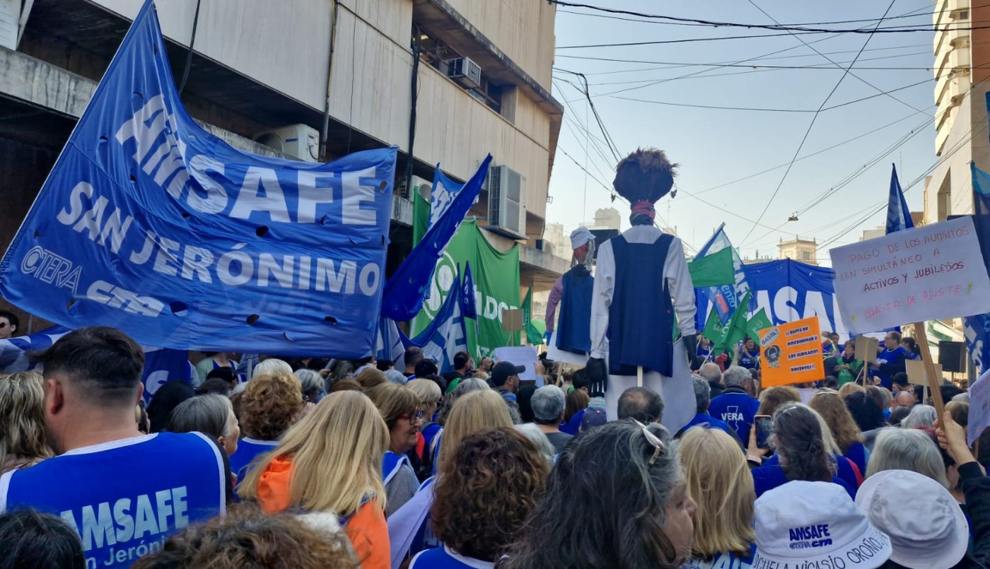AMSAFE marchará esta tarde "en defensa de la escuela pública" | Información General