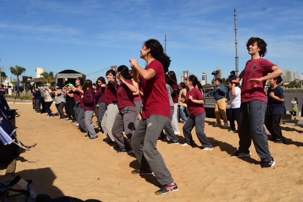 Escuelas santafesinas disfrutan del Fan Fest de Jadar 2025 | Noticias