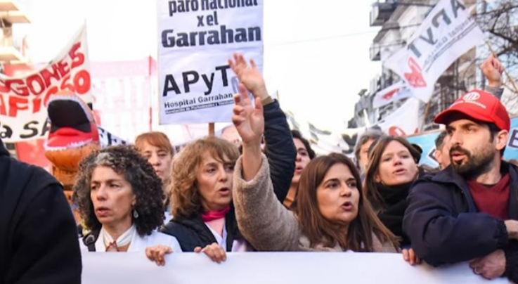 "A Milei lo vetamos en la calle": el Hospital Garrahan hace paro | Nacionales