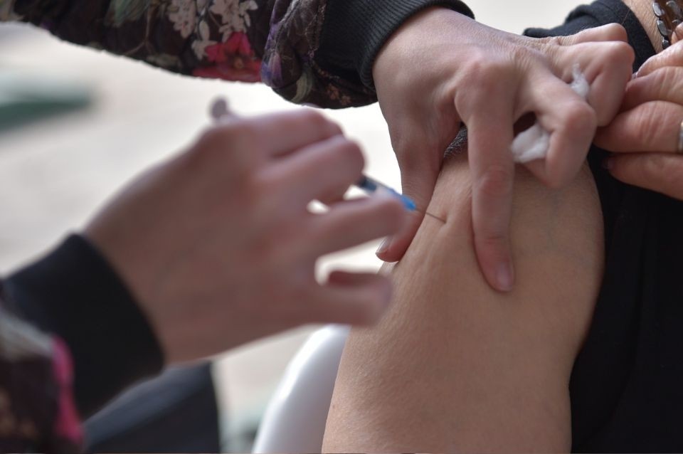 Continúa la campaña de vacunación en las escuelas de la ciudad (2) | Salud