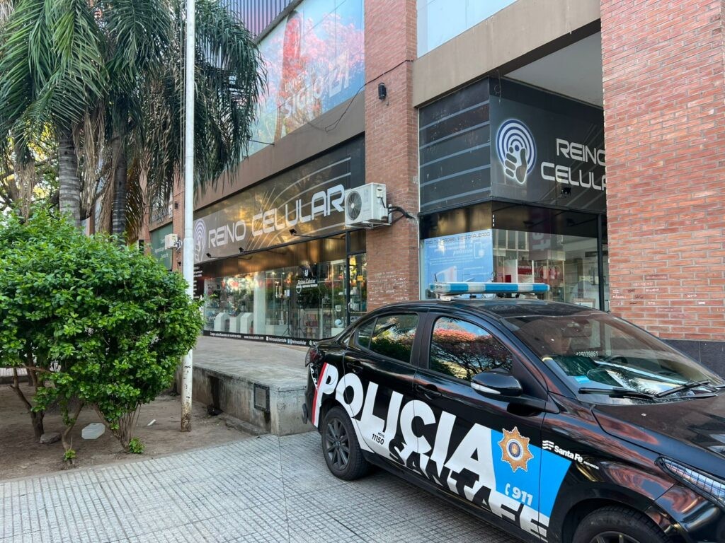 Vandalizaron tres comercios del centro de la ciudad de Santa Fe | Policiales