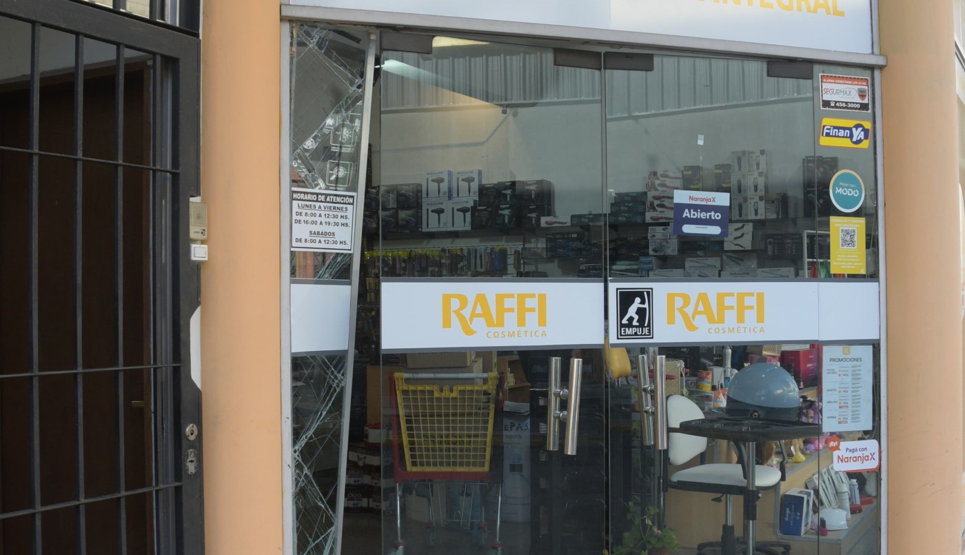 Otra vez un local comercial fue objeto de robo y vandalismo | Policiales
