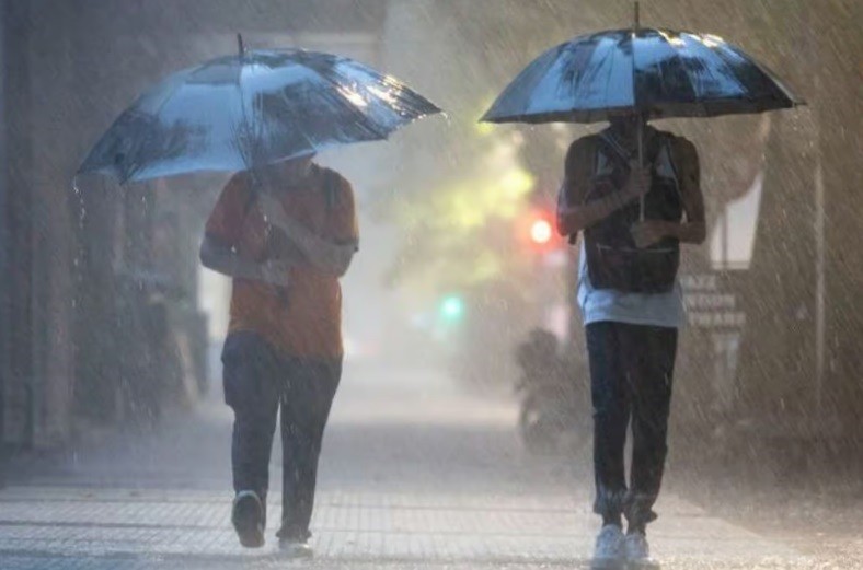 Rige un alerta por tormentas para el centro-norte de la provincia | Información General