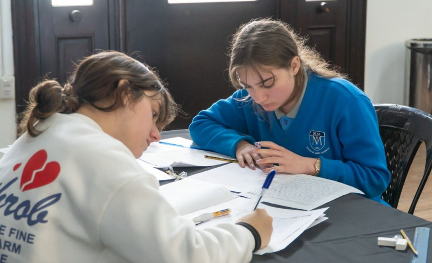 Arranca el Programa Quedate: tutorías presenciales para alumnos de Secundaria que deben materias | Información General