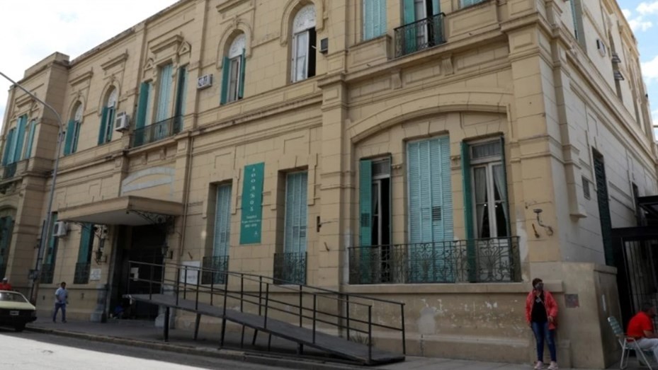 Recibió el alta la mujer que fue atacada por su ex pareja en la ciudad de Santa Fe | Policiales