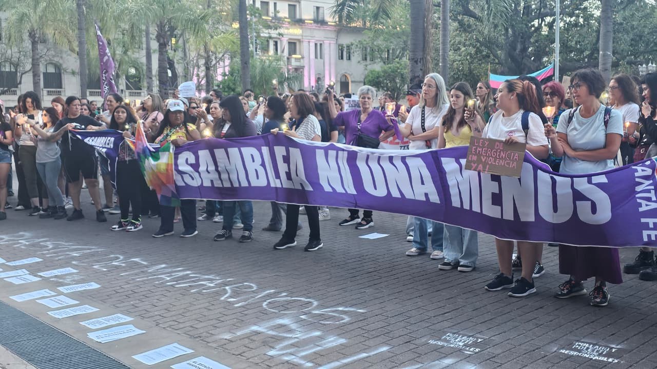 Se realizó la Marcha de antorchas contra los femicidios y la violencia de género | Igualdad y Género