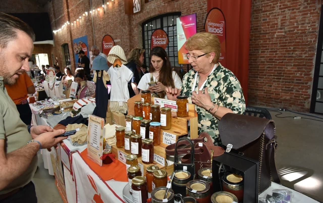 La Provincia invierte más de $ 4.400 millones para fortalecer a emprendedores santafesinos | Información General