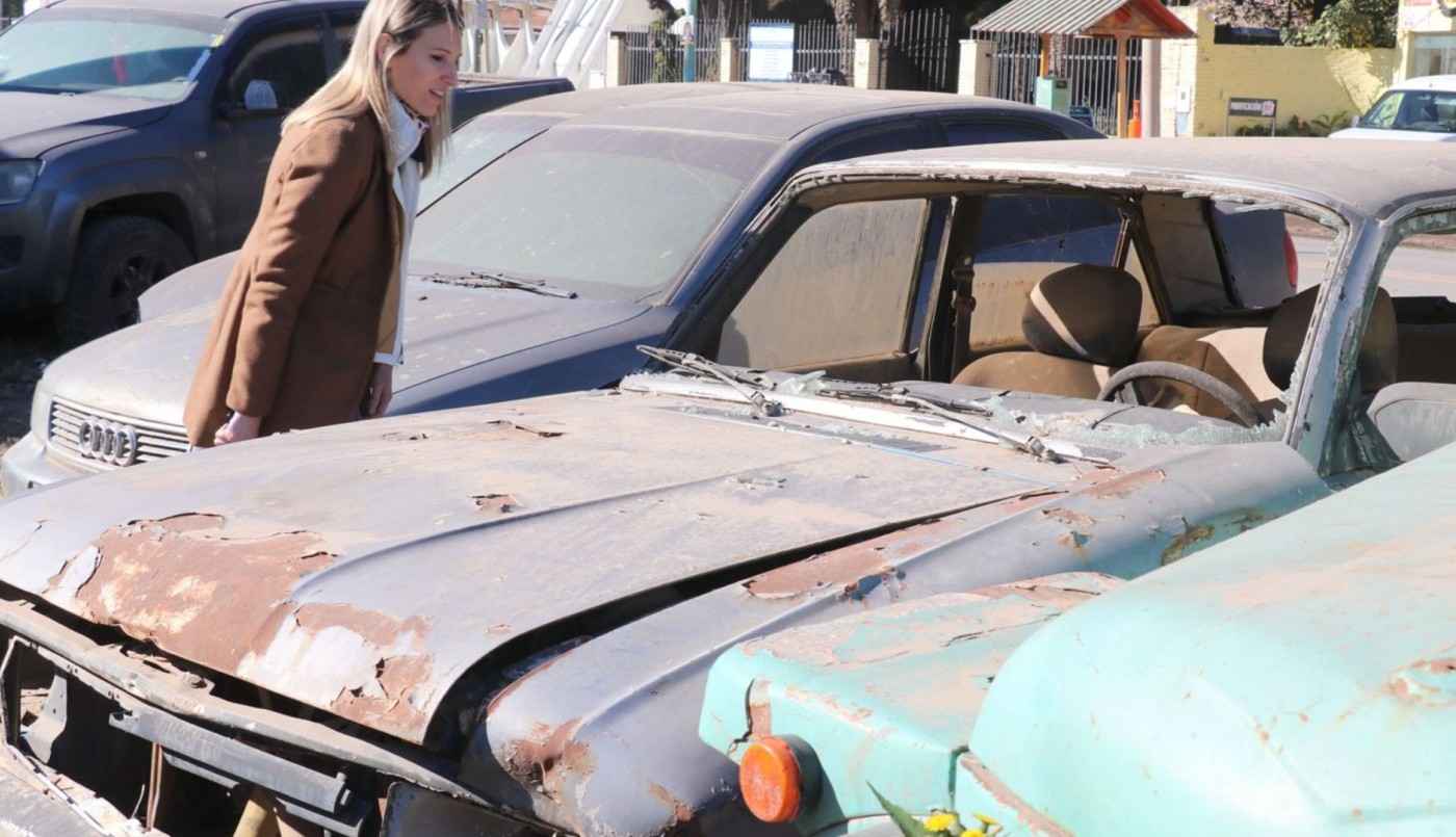 Retiran vehículos de la comisaría 3ra de Santa Fe | Información General