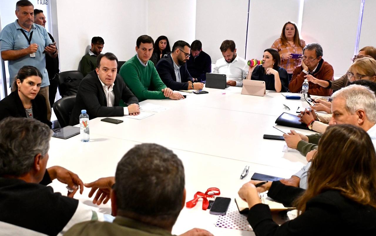 Diputados de la provincia se reunieron con trabajadores de algodonera Avellaneda | Legislativas