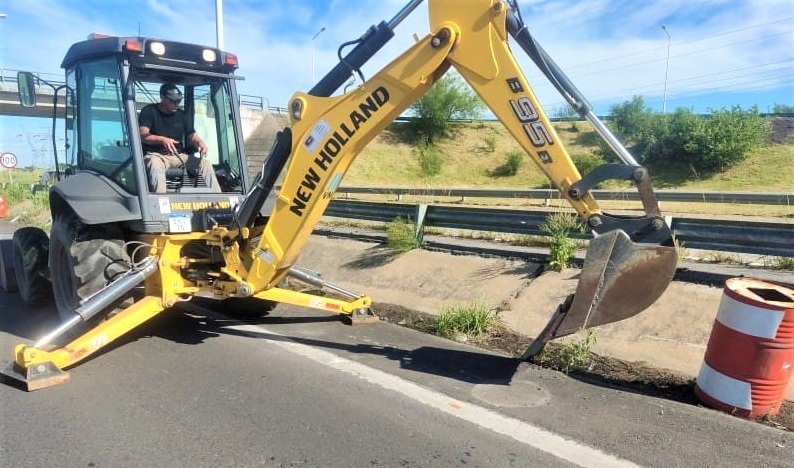 Vialidad Nacional reemplazó barandas y reforzó la seguridad en la Ruta Nacional 168 | Información General