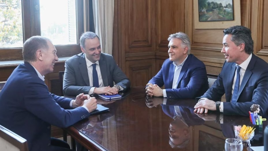 Negociación por el Presupuesto: Adorni y Santilli comenzaron los encuentros con gobernadores | Nacionales