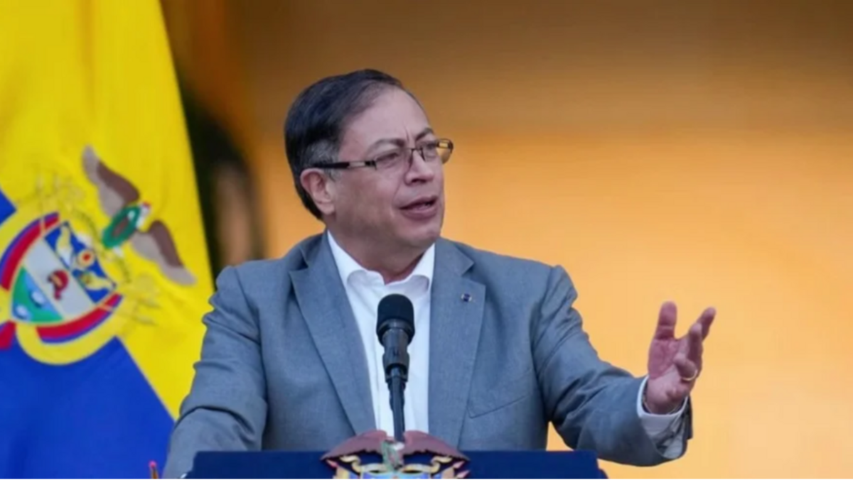 Colombia suspende la colaboración de inteligencia con EEUU hasta que cesen los ataques a lanchas en el Caribe | Internacionales