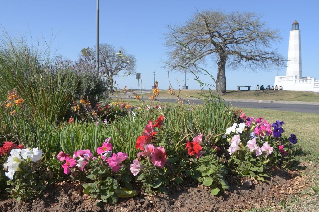 Jueves de sol y bien primaveral en la ciudad de Santa Fe | Información General