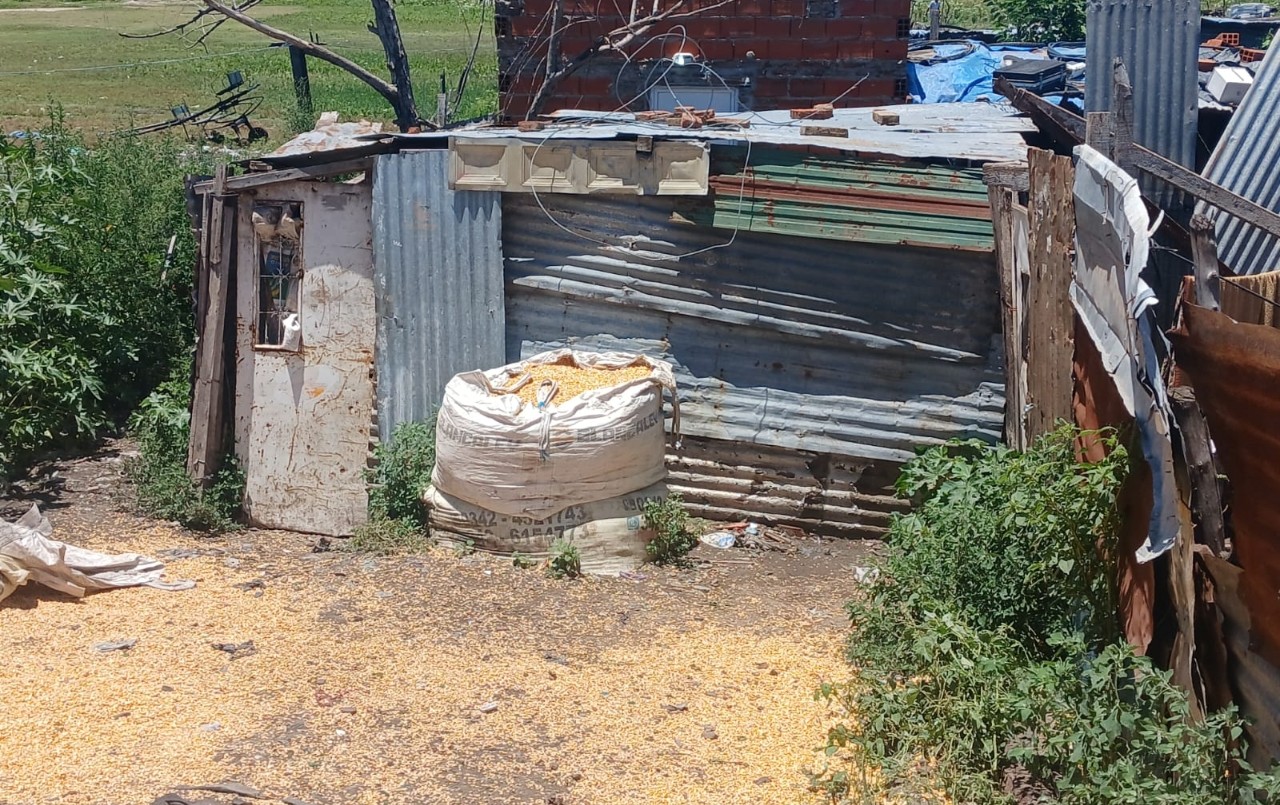 Detuvieron en Santa Rosa de Lima a un hombre por robar carga de un tren | Policiales