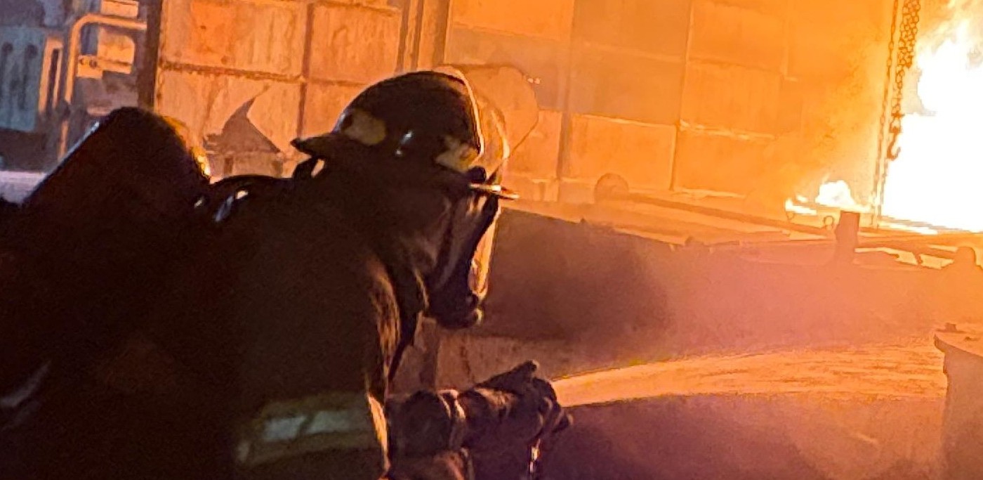 Bomberos debieron intervenir en un incendio en una metalúrgica de Santa Fe | Policiales