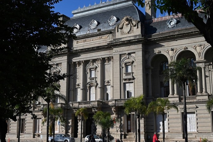 Asumen nuevos funcionarios en el gabinete de Maximiliano Pullaro | Noticias