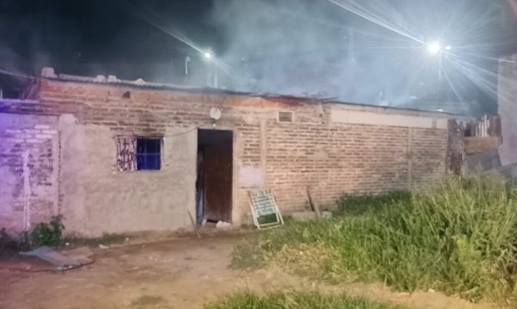Una mujer le incendió la casa a su abuela en la ciudad de Santa Fe | Policiales