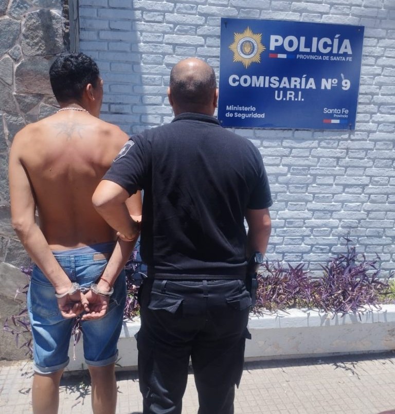Detuvieron a un sujeto que intentaba ingresar a domicilios de barrio Los Hornos | Policiales