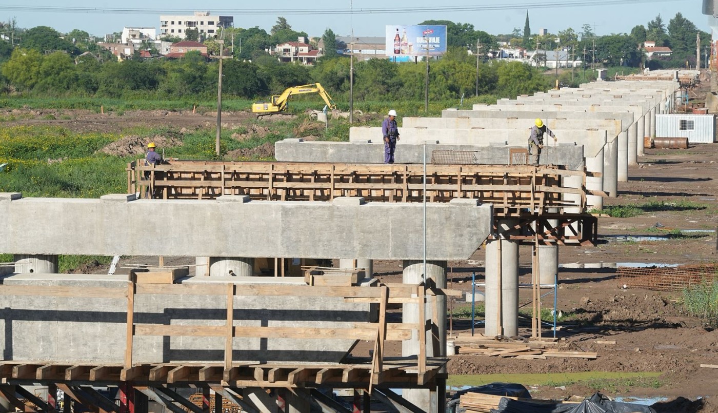 Un informe muestra el crecimiento del empleo formal en la construcción en Santa Fe | Información General