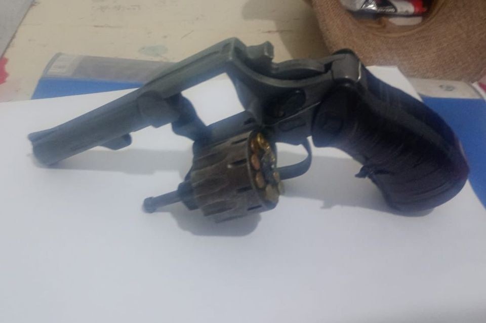 Detuvieron a un hombre armado tras una persecución policial en barrio Varadero Sarsotti | Policiales