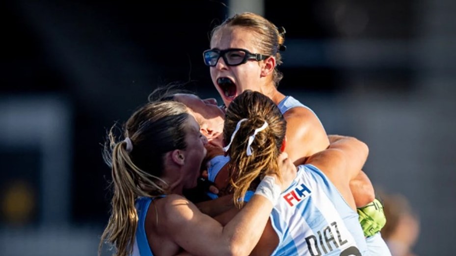 Las Leoncitas golearon a China por 3-0 y son finalistas del Mundial Junior de hockey | Deportes