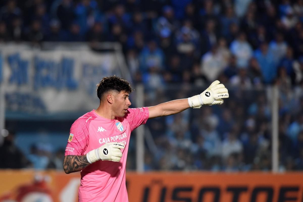 Unión busca en La Plata al dueño del arco | Deportes