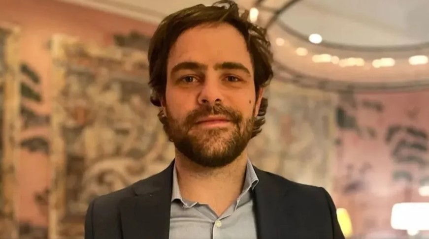 Preocupación por la salud de Peter Lanzani: fue internado de urgencia | Espectaculos