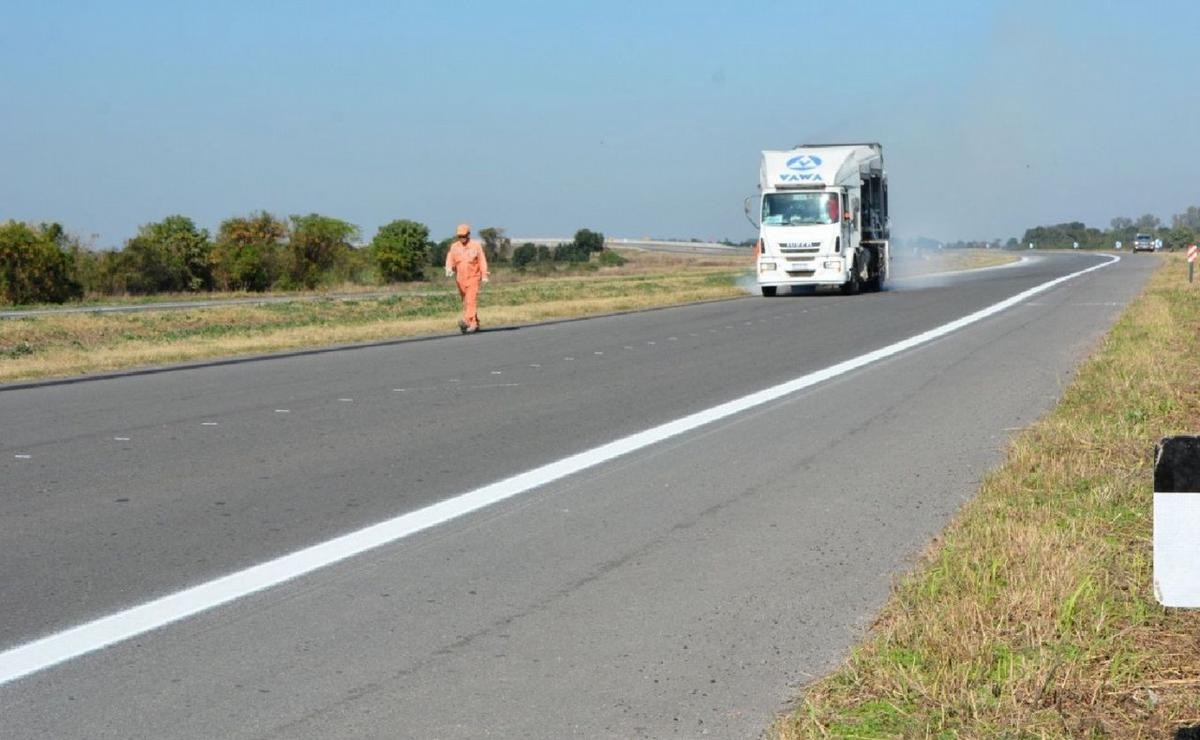 Ruta 34: un muerto al chocar de manera frontal un camión y un utilitario | Noticias