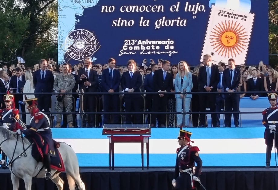 Milei y Pullaro encabezaron el acto de la entrega del sable de San Martín | Información General