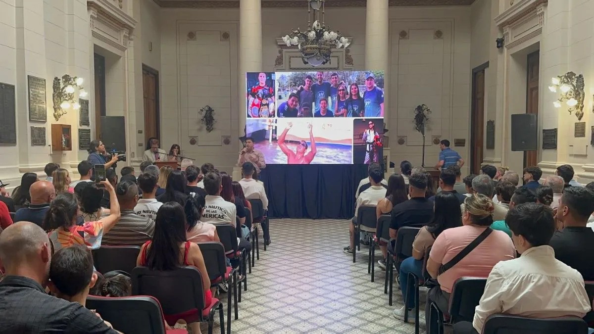 La Legislatura reconoció a 28 deportistas santafesinos destacados en 2025 | Legislativas