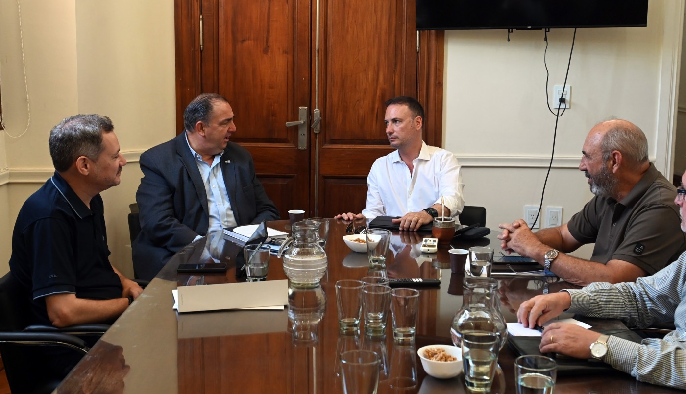 Municipio y Provincia avanzan en las gestiones para la provisión de agua potable en Las Paltas | Información General