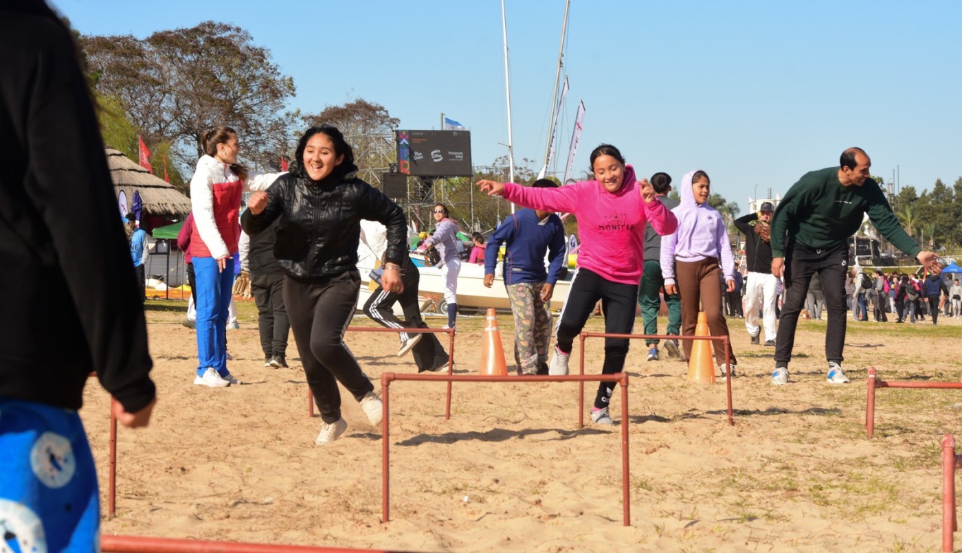 Impulsan actividades deportivas y recreativas para disfrutar las playas de la ciudad | Noticias