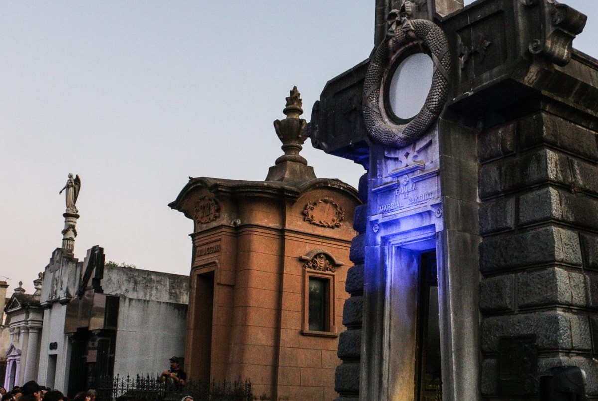 Invitan a la última recorrida nocturna del año en el Cementerio Municipal | Noticias