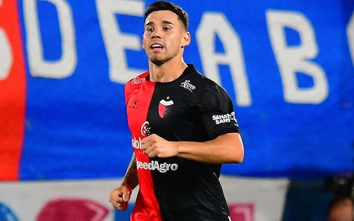 Continúa la novela entre Colón y José Neris: el jugador rescindió contrato y el club respondió | Deportes