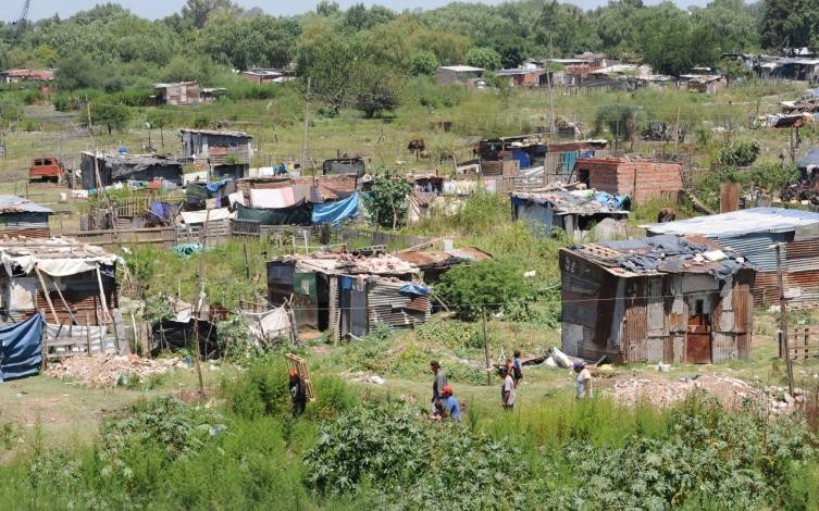 Gran Santa Fe: baja la pobreza al 30,6% pero sube la indigencia al 9,3% | Noticias