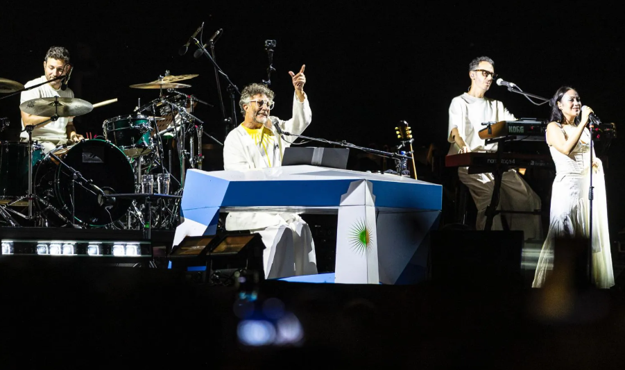 Fito Páez en Rosario: más de 300 mil personas vibraron en un histórico show gratuito ante el Monumento | Espectaculos