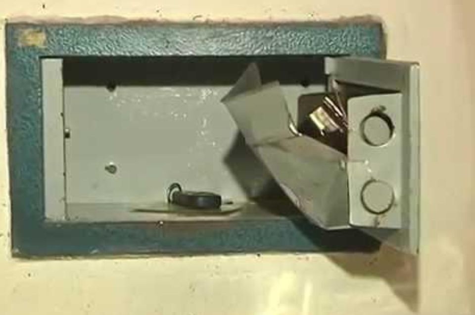 Sauce Viejo: entraron por un ventiluz y se llevaron 13 millones de pesos | Policiales