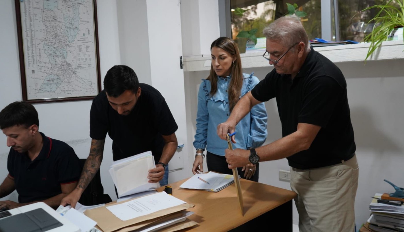 Se comprarán 10 retroexcavadoras destinadas al mantenimiento de rutas santafesinas | Información General