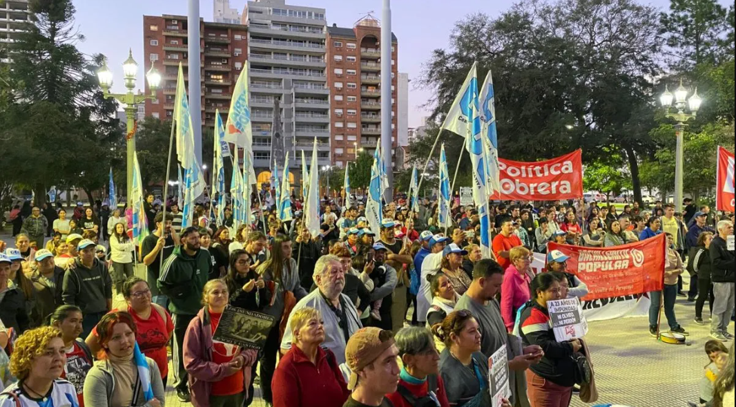 Santa Fe marchó a 23 años de la inundación del Salado: reclamo de justicia y denuncia de “crimen hídrico” | Noticias