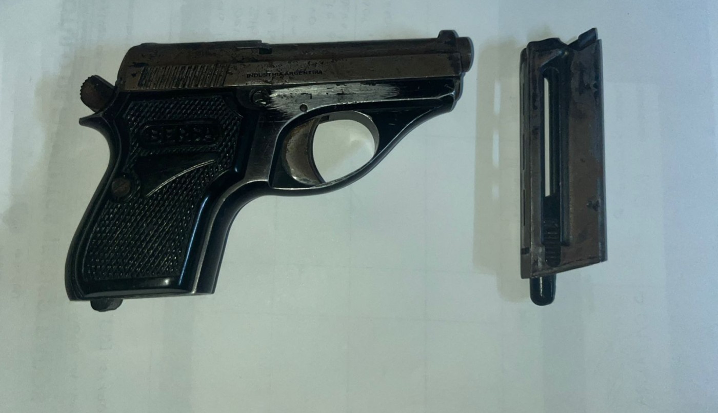Aprehendieron a un menor de edad que circulaba con un arma de fuego | Policiales