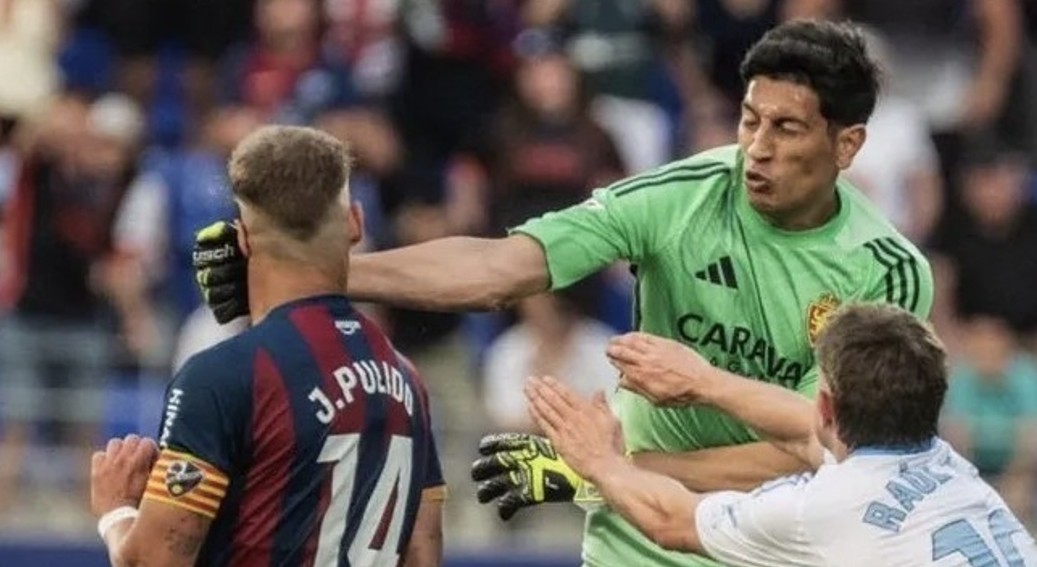 Esteban Andrada recibió una histórica sanción por su trompada a un rival en España | Deportes