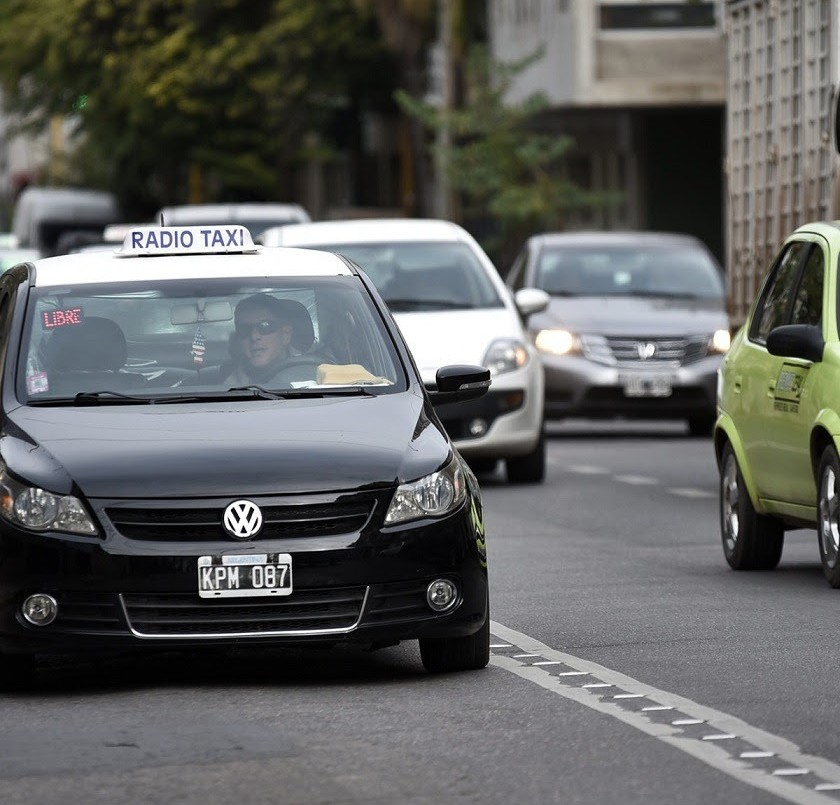 Aumentan las tarifas del servicio de taxis en la ciudad de Santa Fe | Noticias